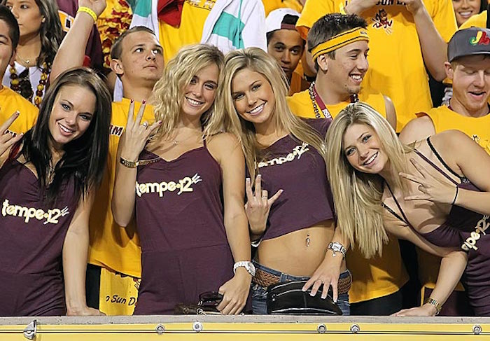 The Top 7 Colleges With The Hottest Girls 8671