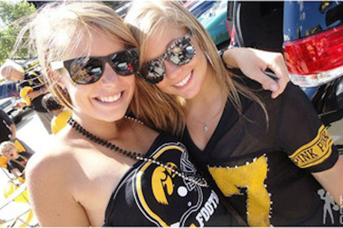 8 ) Iowa Hawkeyes.